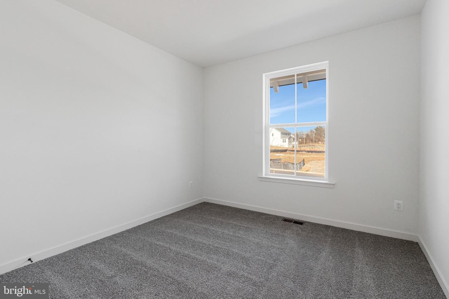 917 Honeyflower Drive photo 24