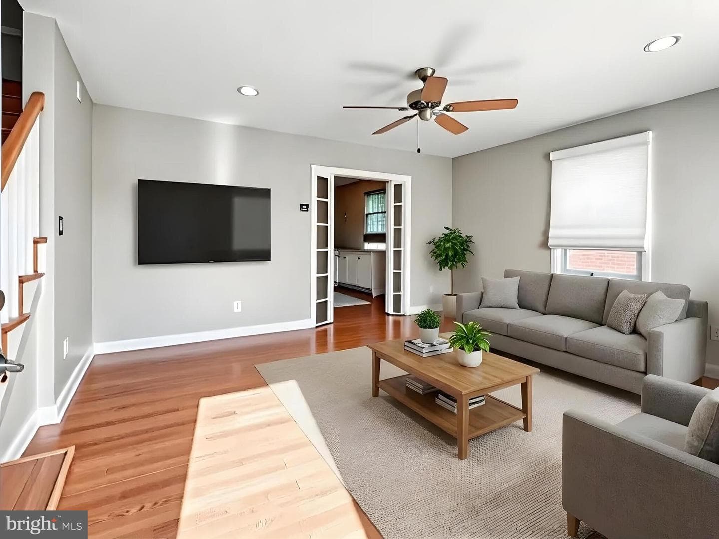 102 Lyndale Avenue photo 9