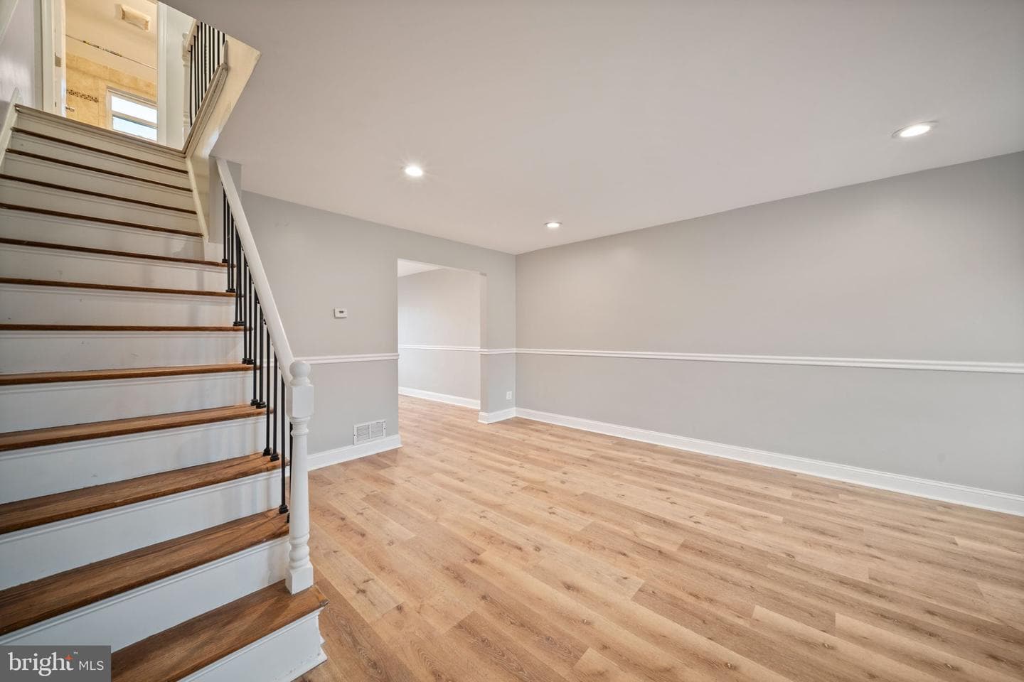 834 N Marlyn Avenue photo 27
