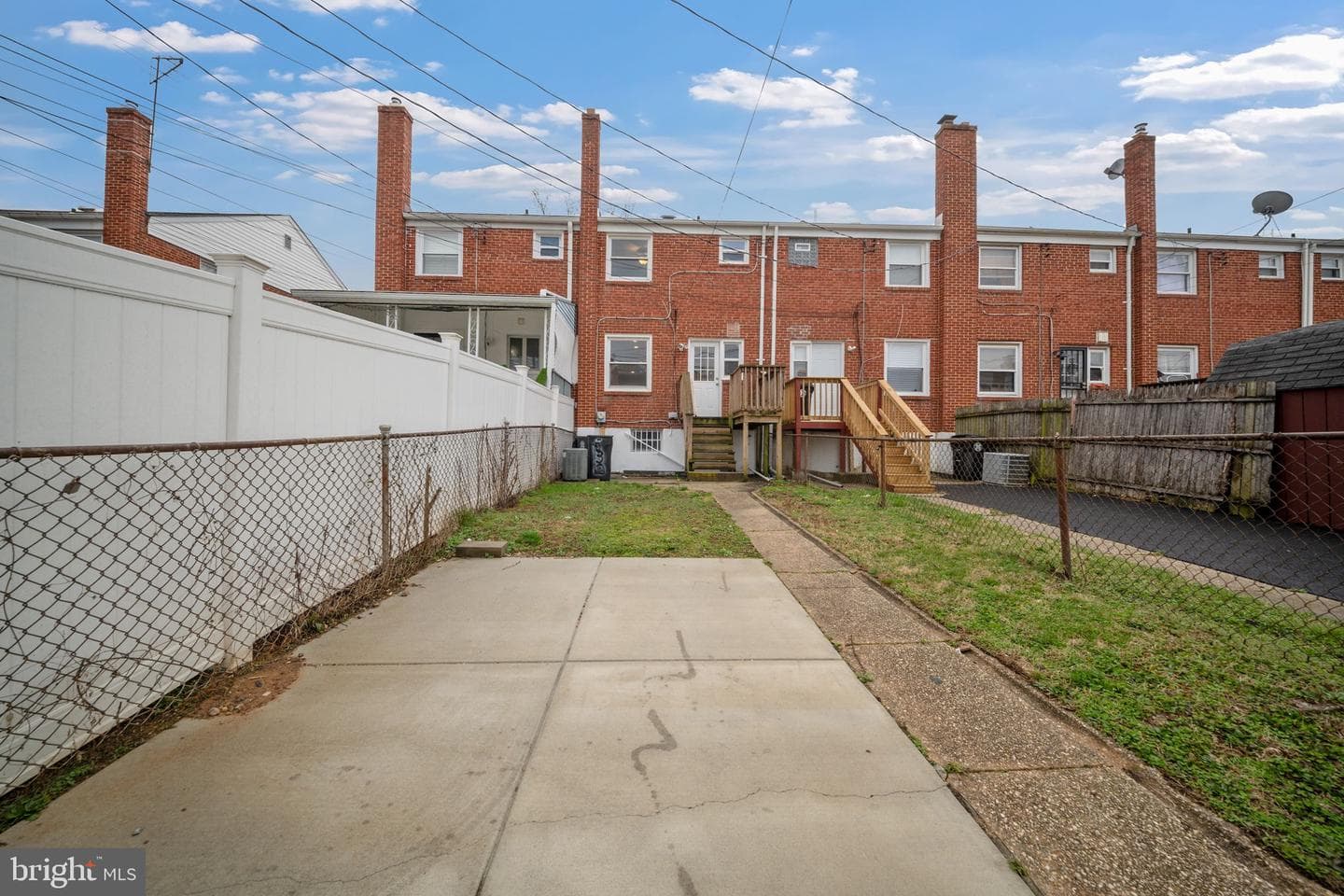 834 N Marlyn Avenue photo 35