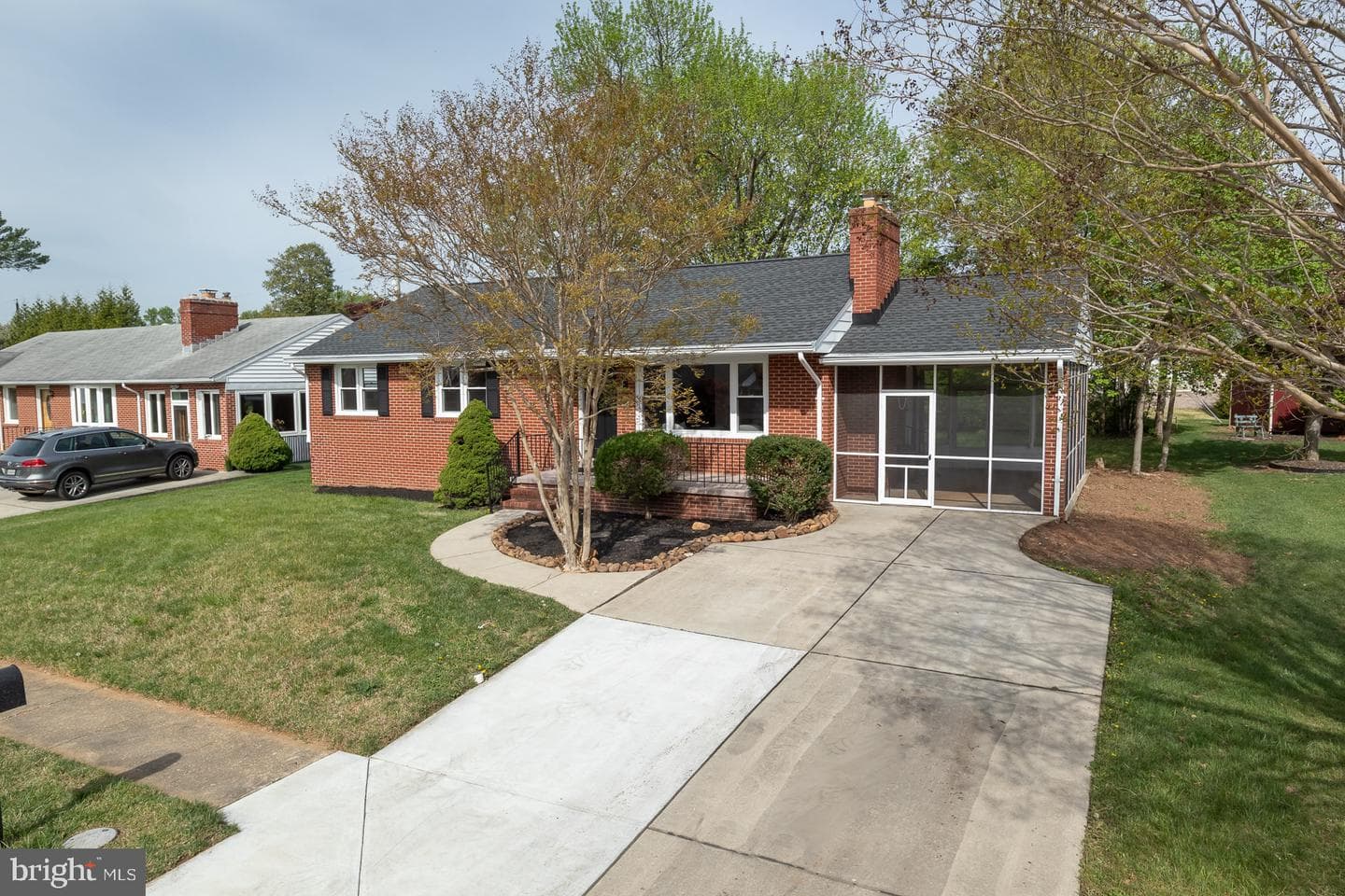 9910 Forge Park Road photo 2