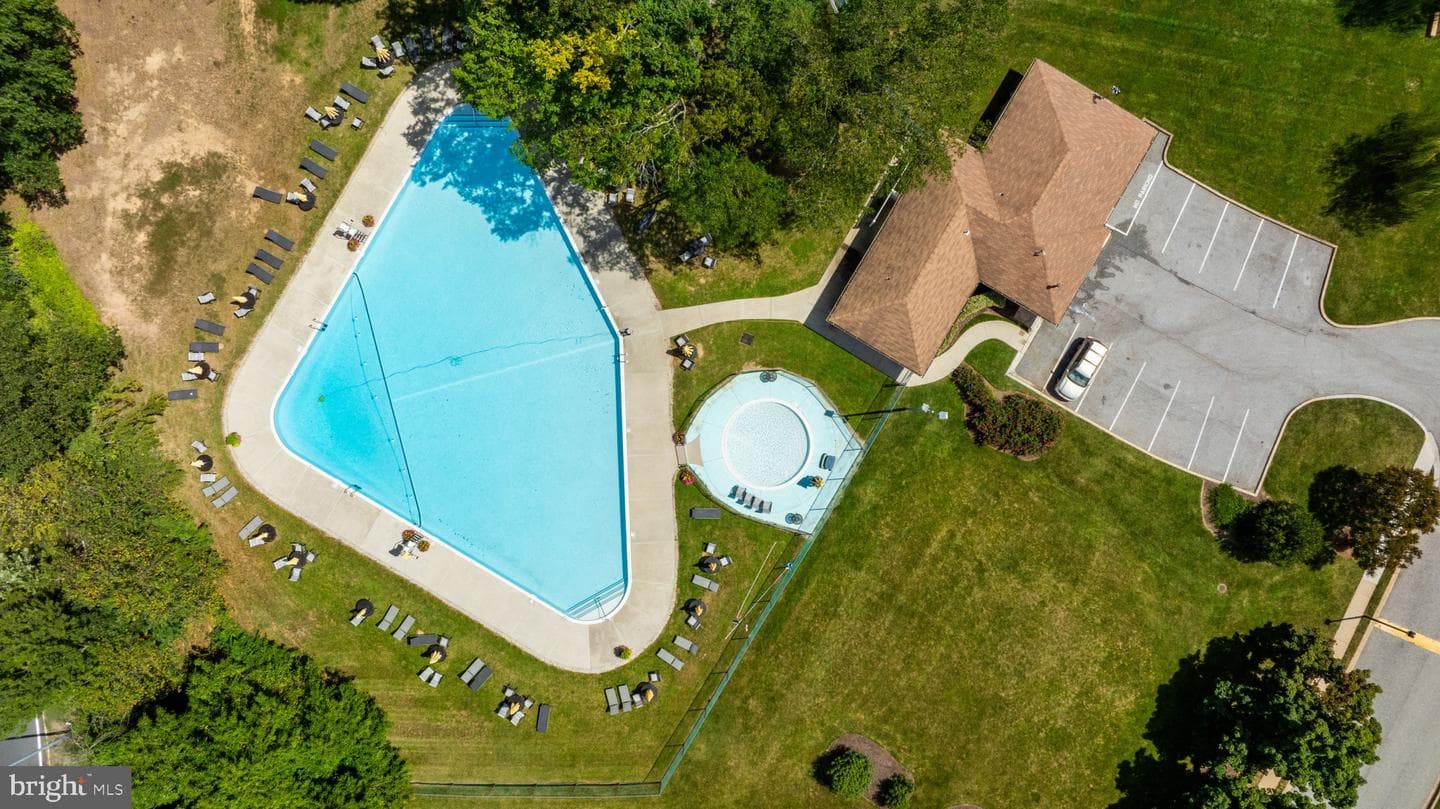 8 Choate Court #8f photo 42