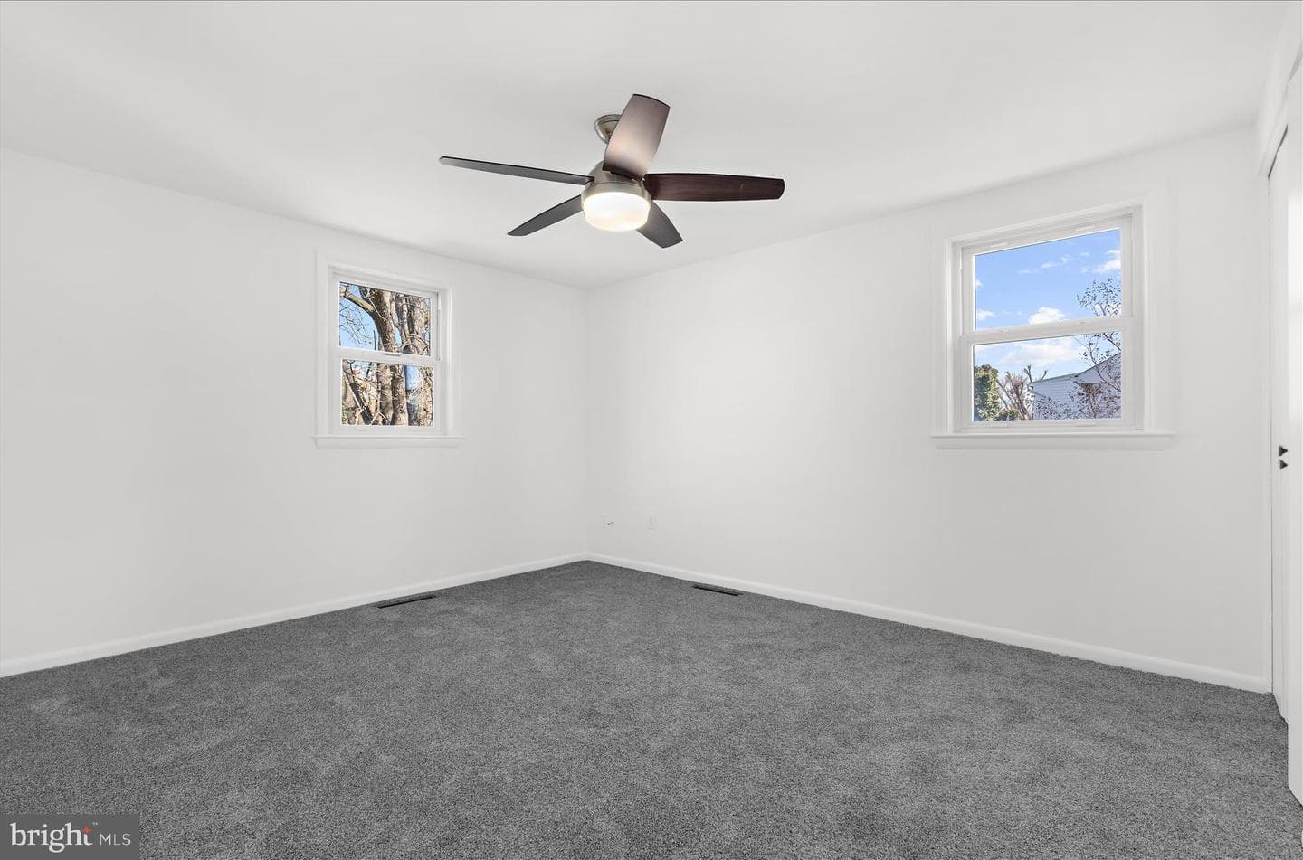 5114 Shelbourne photo 15