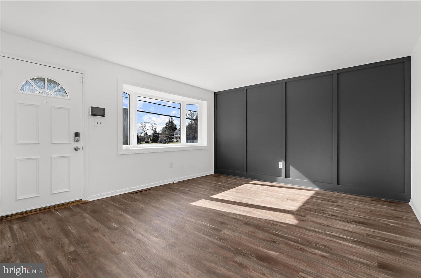 5114 Shelbourne photo 5