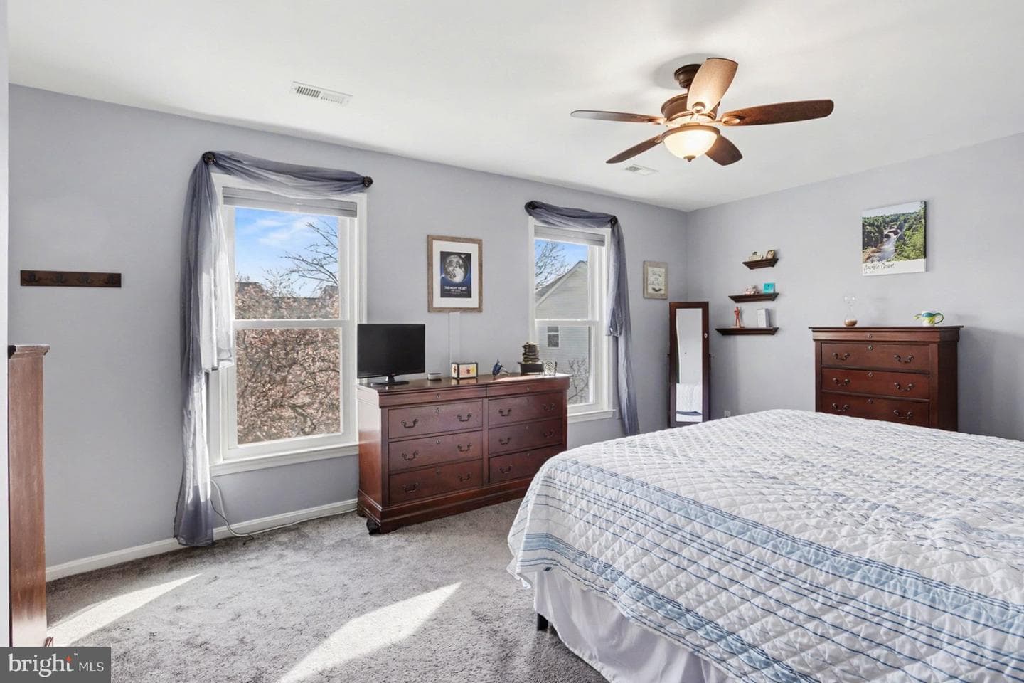 4400 Cottington photo 24
