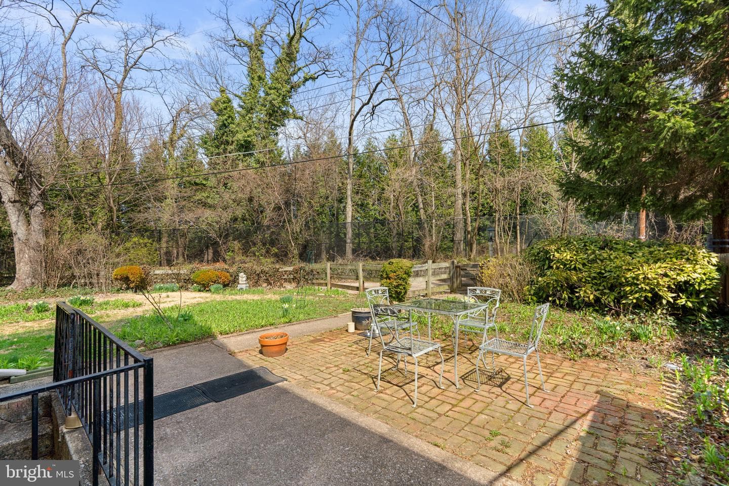 7413 Stanmore Court photo 23