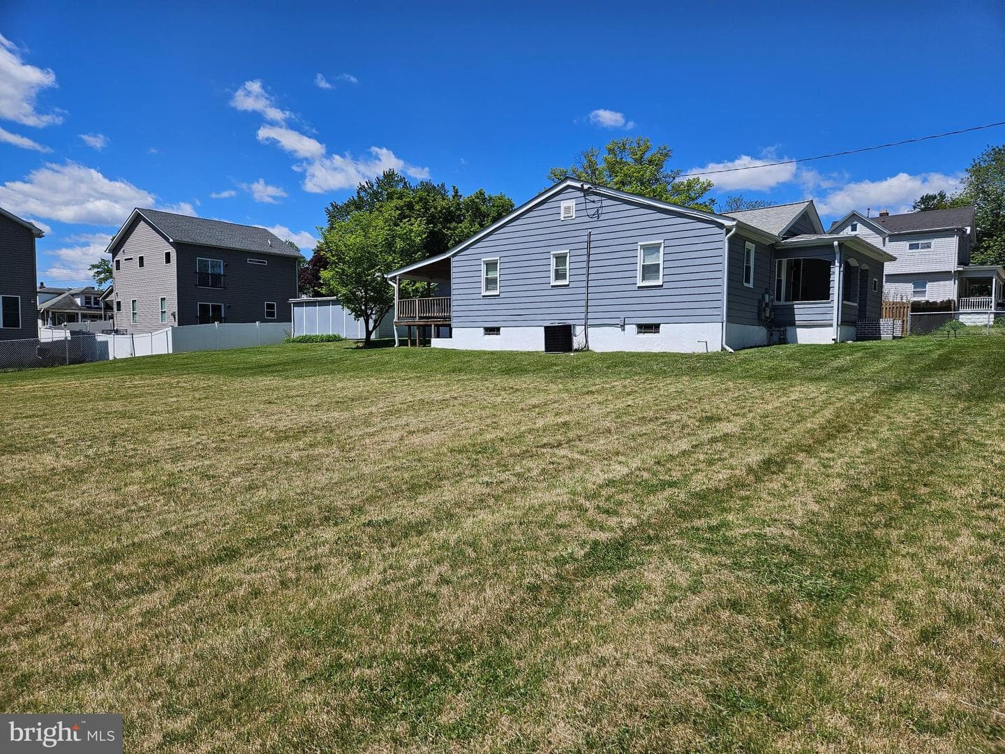 6608 Fairmount Avenue photo 8