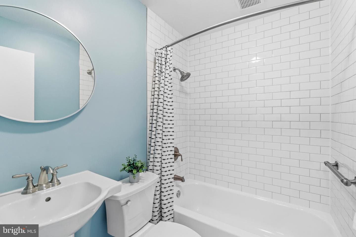 957 Stormont Circle photo 19