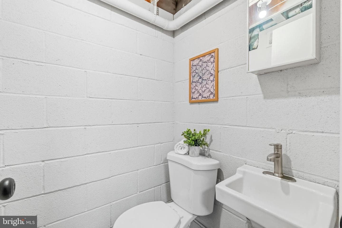 957 Stormont Circle photo 28