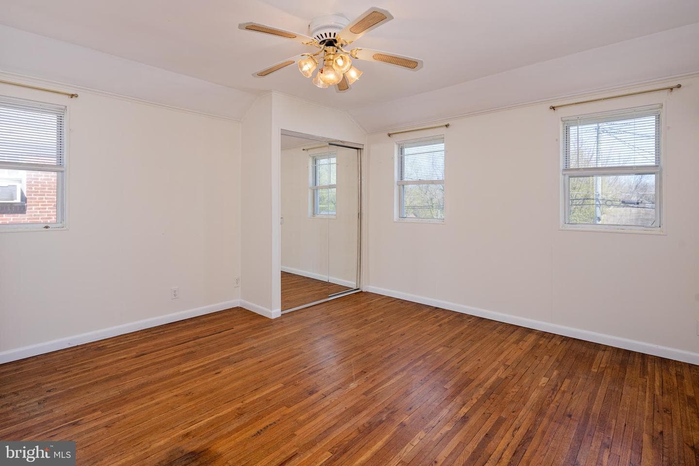 8546 Oakleigh Road photo 16