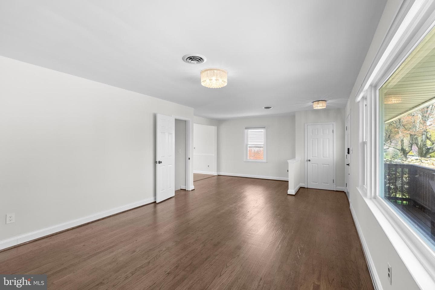 1309 Highland Drive photo 7