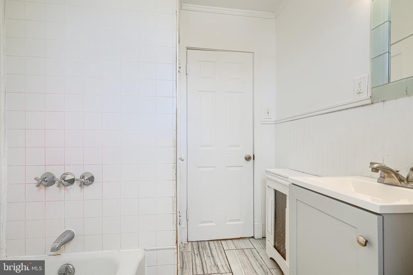 2504 Liberty Parkway photo 15