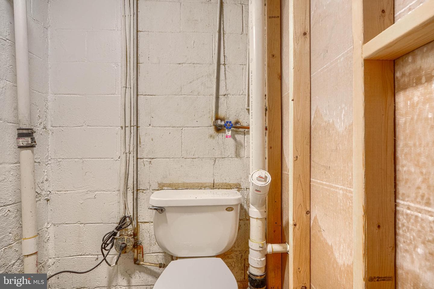 2073 Jasmine Road photo 24