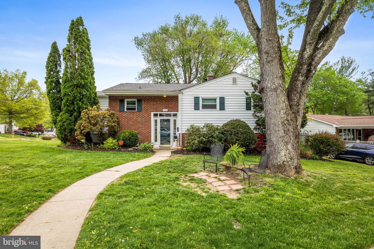 1907 Logwind Road