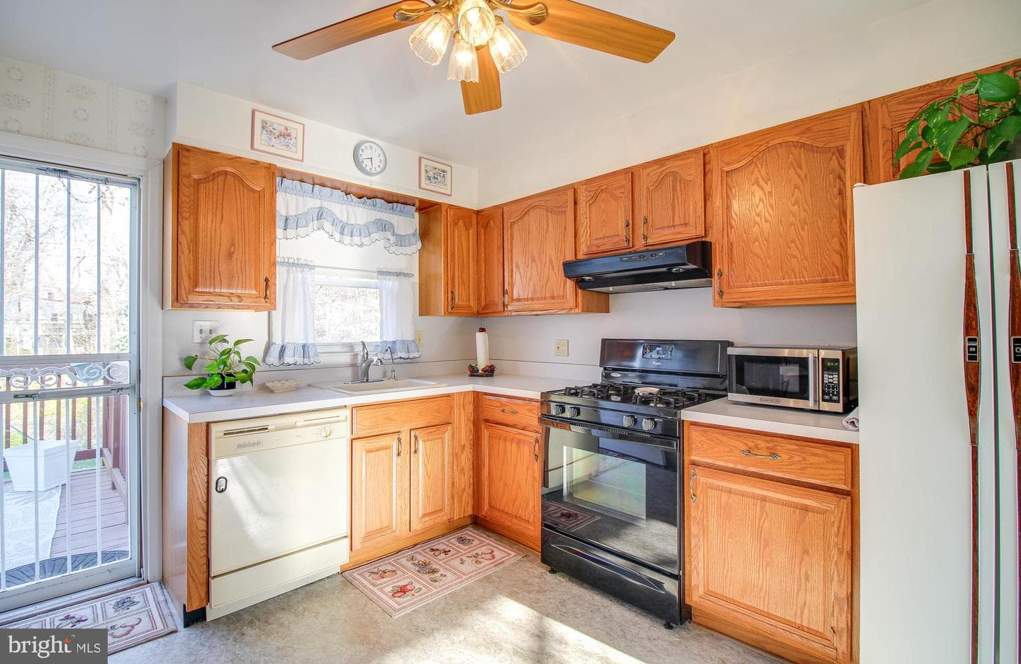 3429 Edcrest Road photo 8