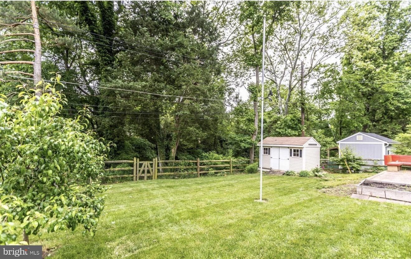 109 Ridgefield Road photo 31