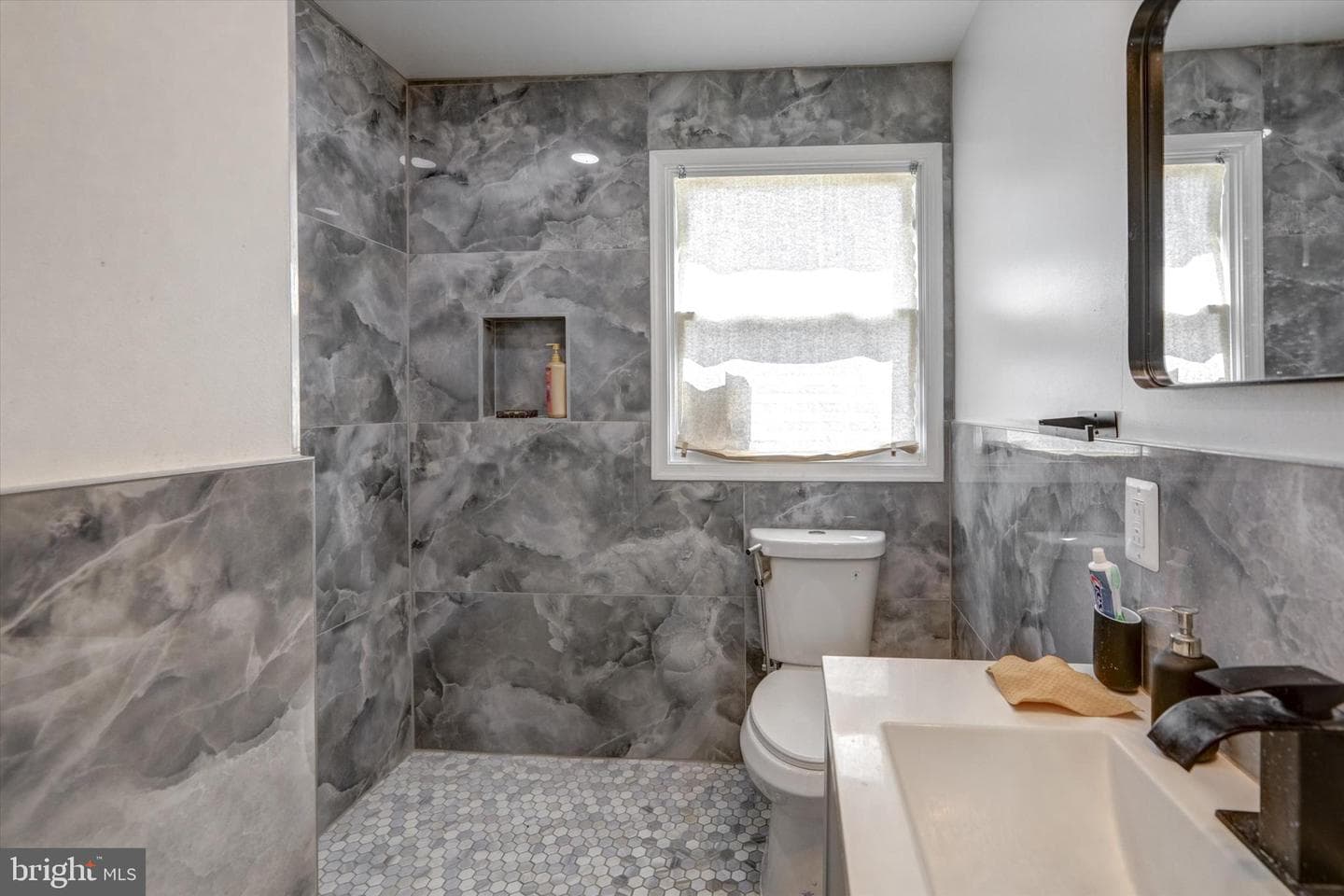 3405 Washington Avenue photo 24