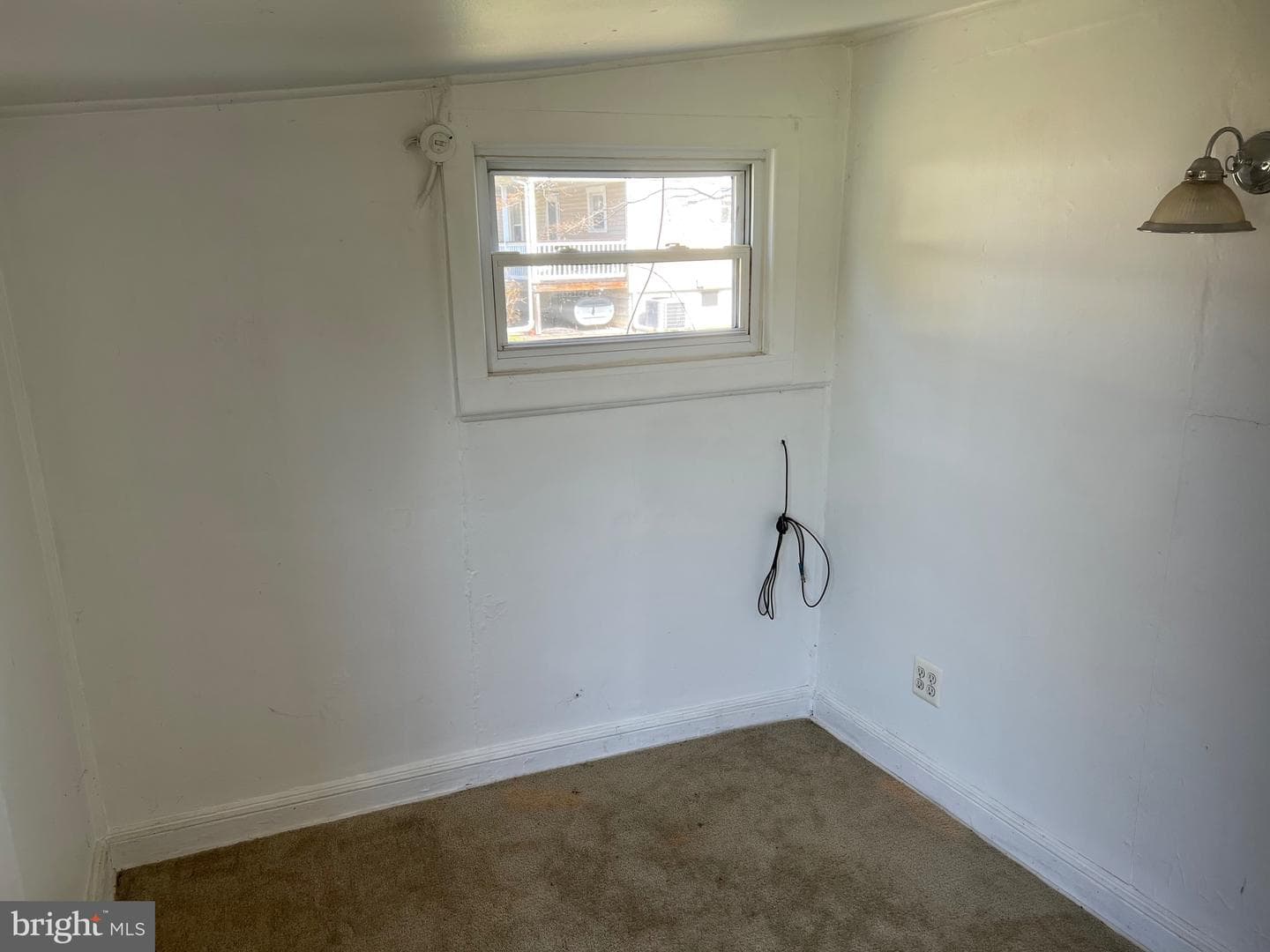 8019 Edgewater Avenue photo 11