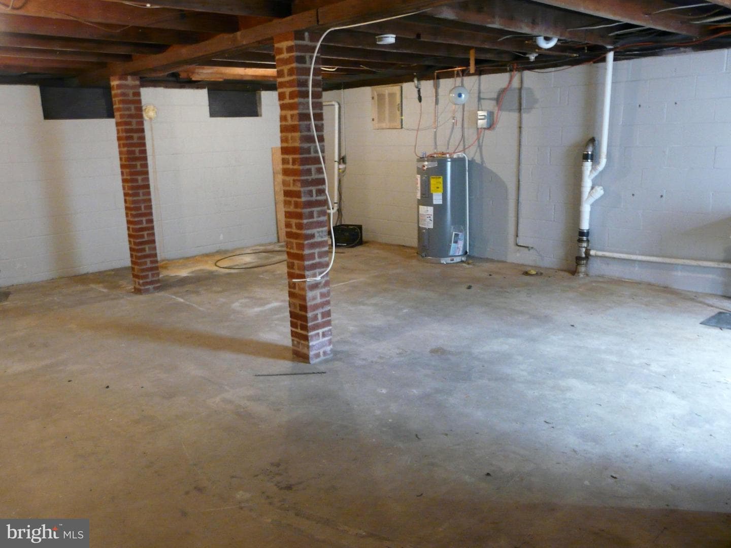 1009 Fuselage Avenue photo 21