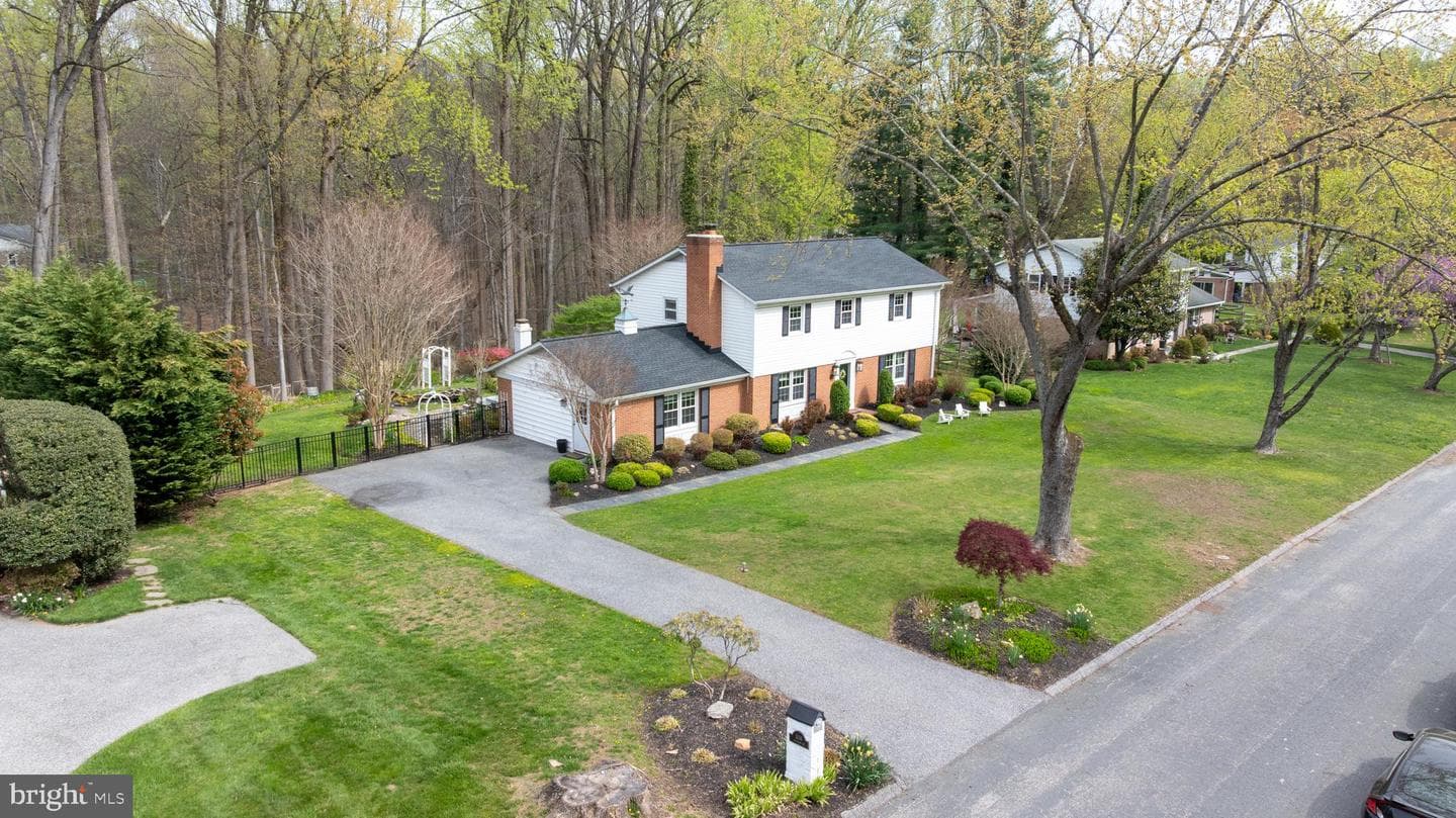 1114 Valewood Road photo 2