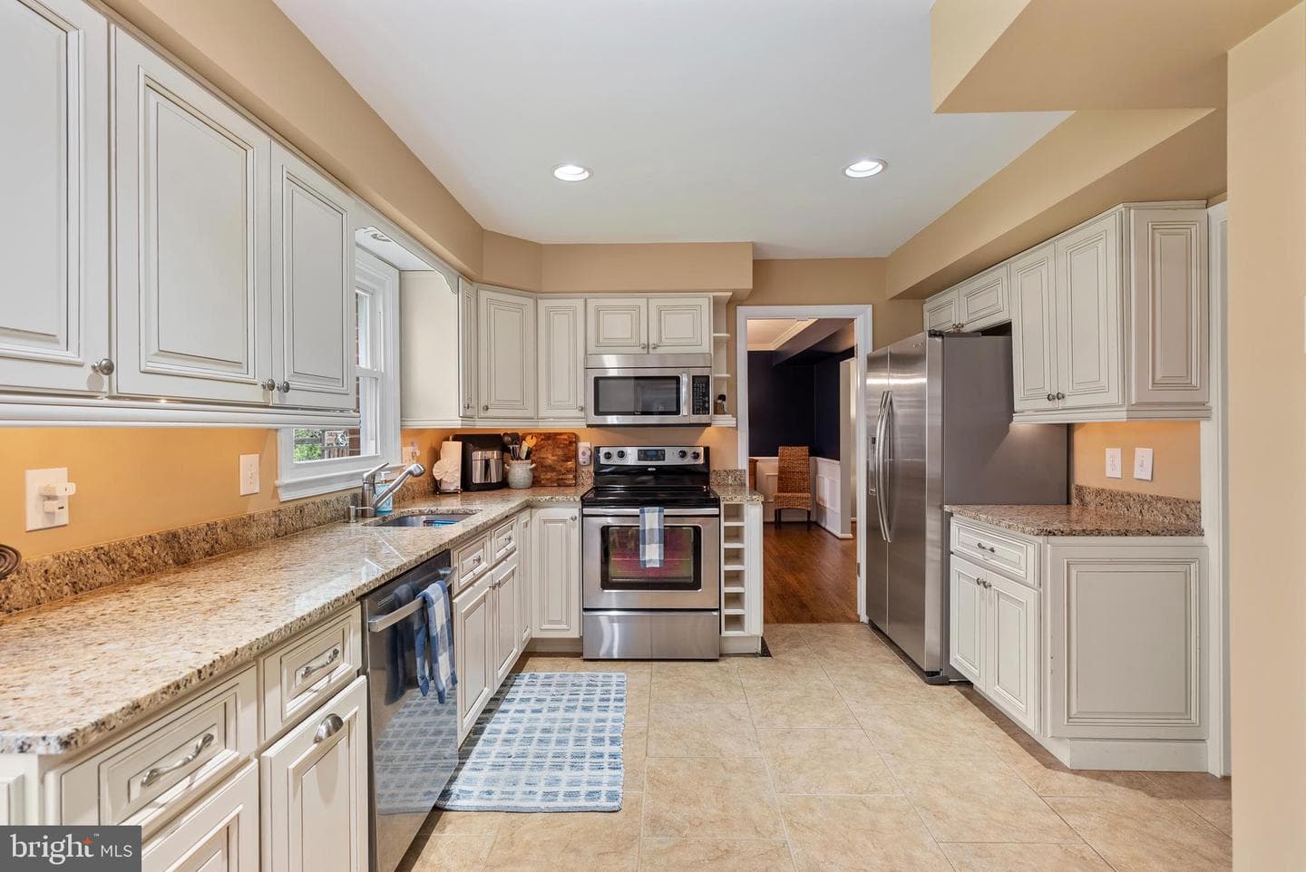 1114 Valewood Road photo 6