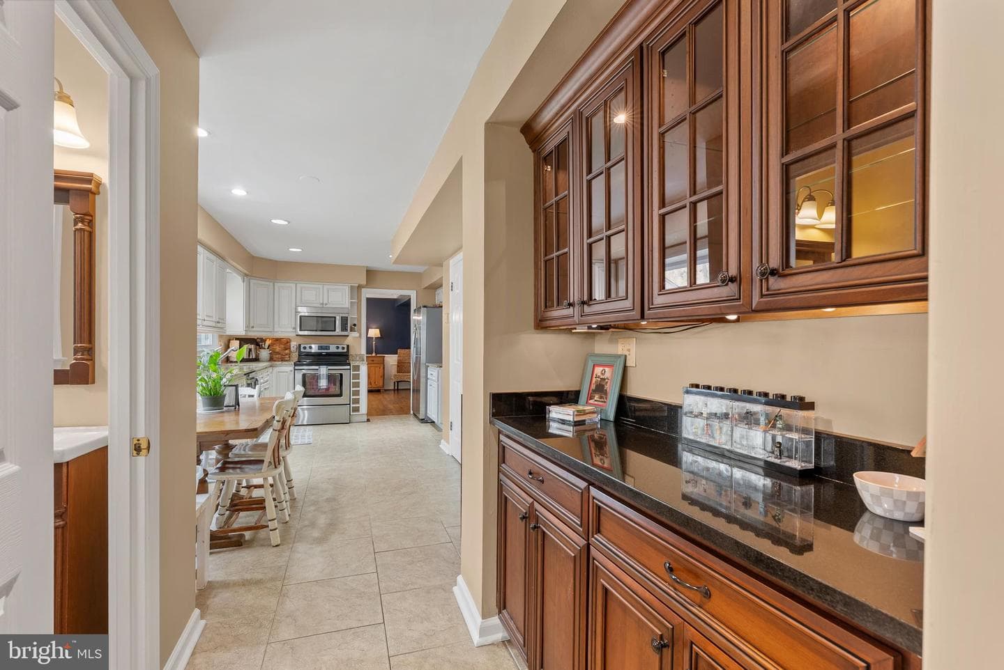 1114 Valewood Road photo 7