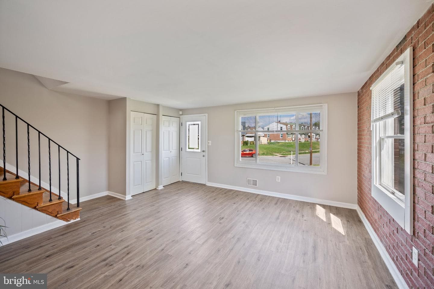 3225 Ryerson Circle photo 2