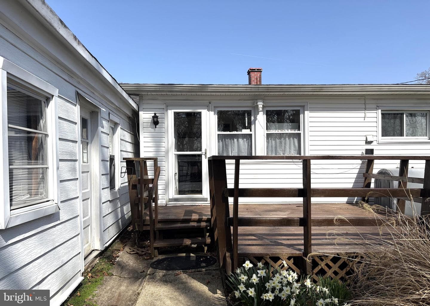 115 Compass Road photo 4