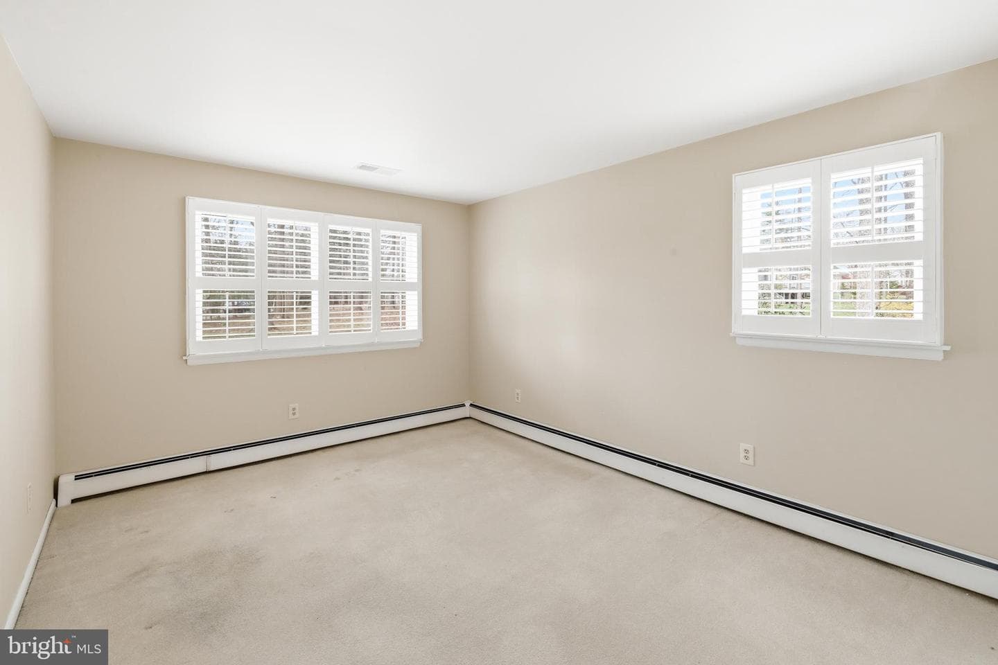 2201 Knox Avenue photo 18