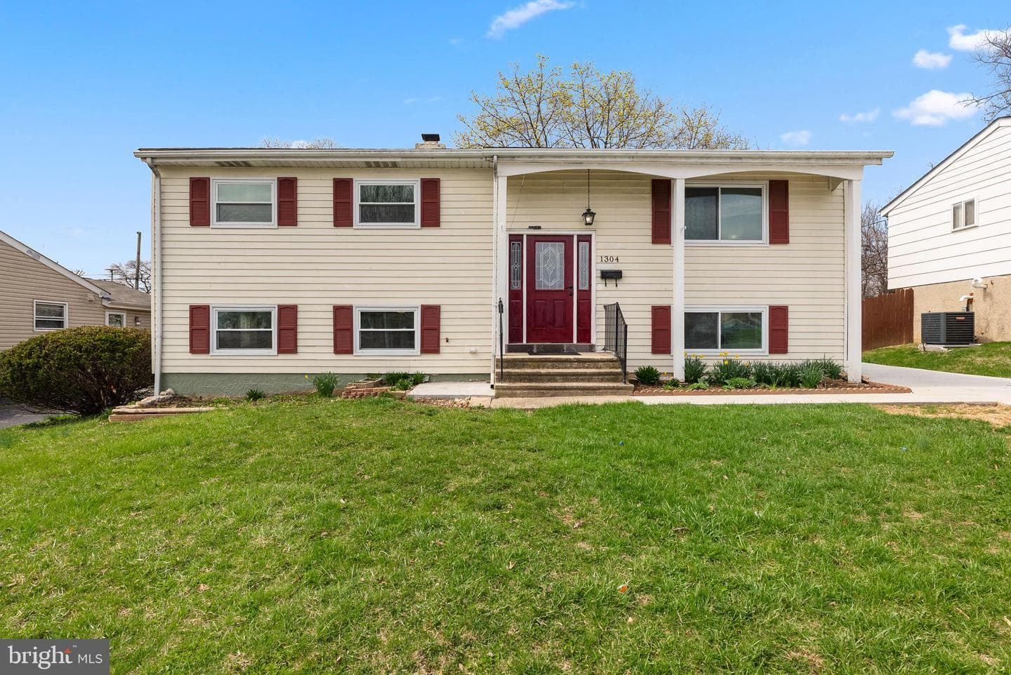 1304 Glenwilde Road photo 3