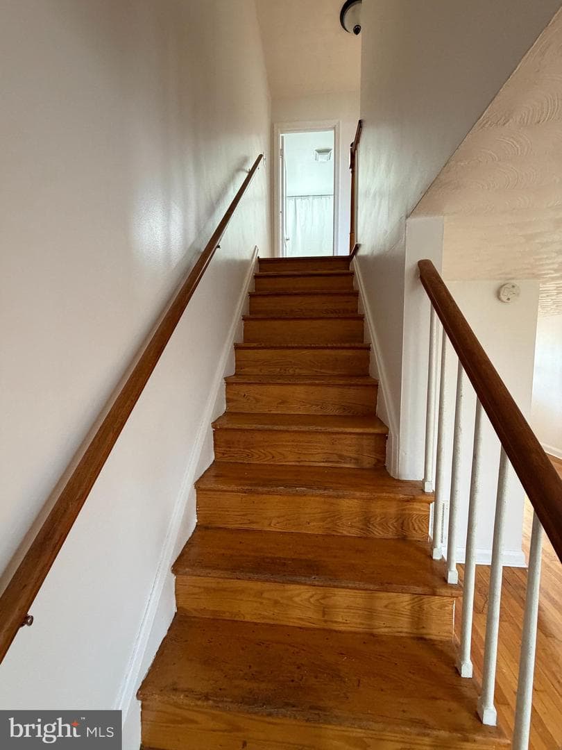 1403 Dartmouth Avenue photo 14