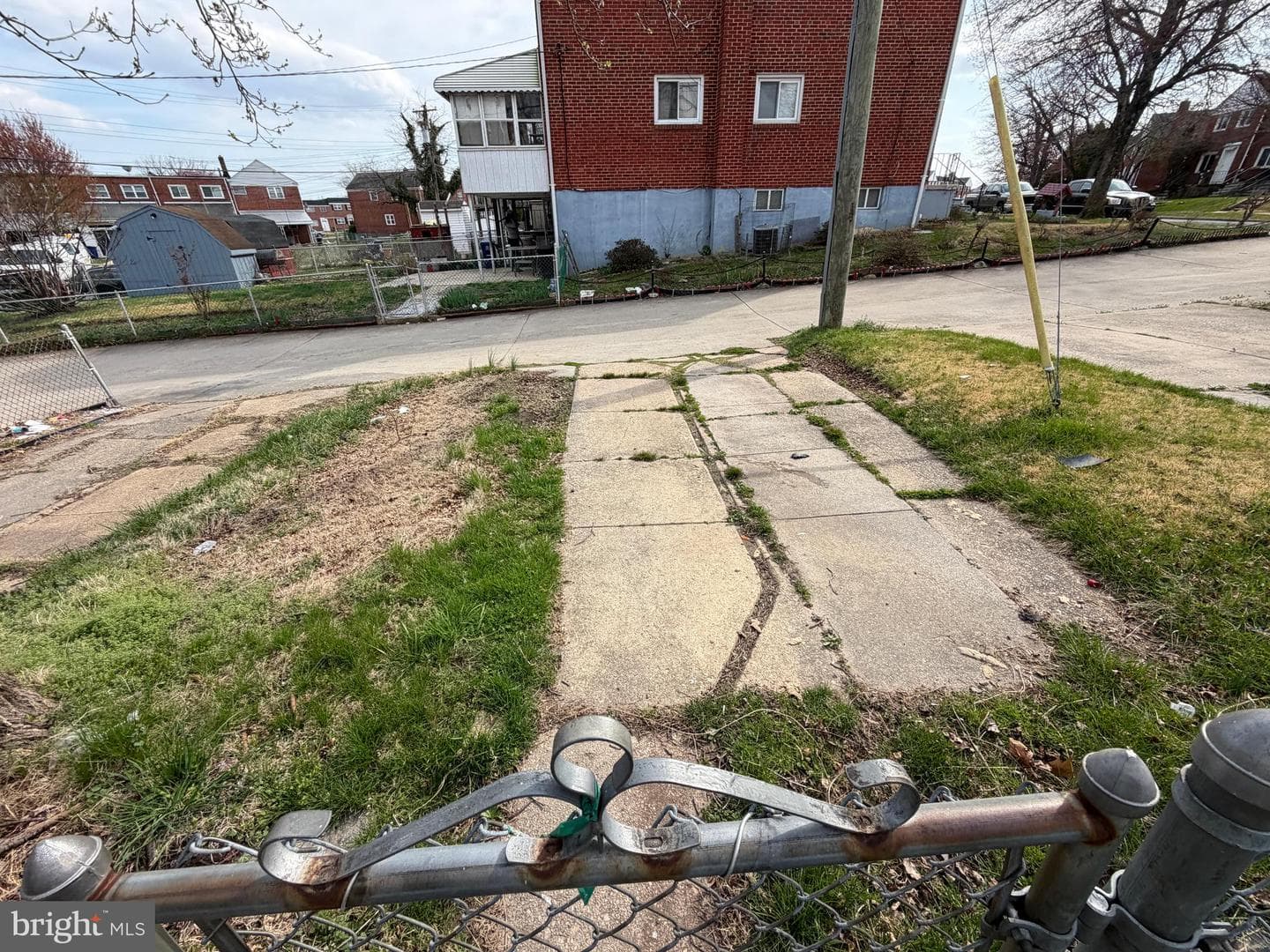 1403 Dartmouth Avenue photo 33