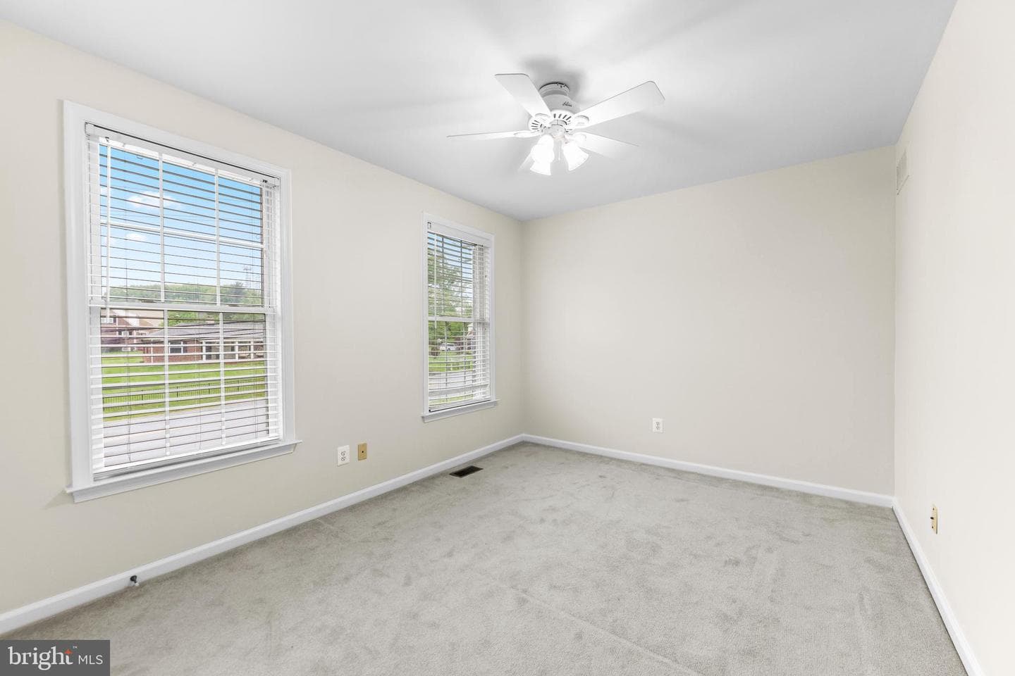 9001 Hines Road photo 36