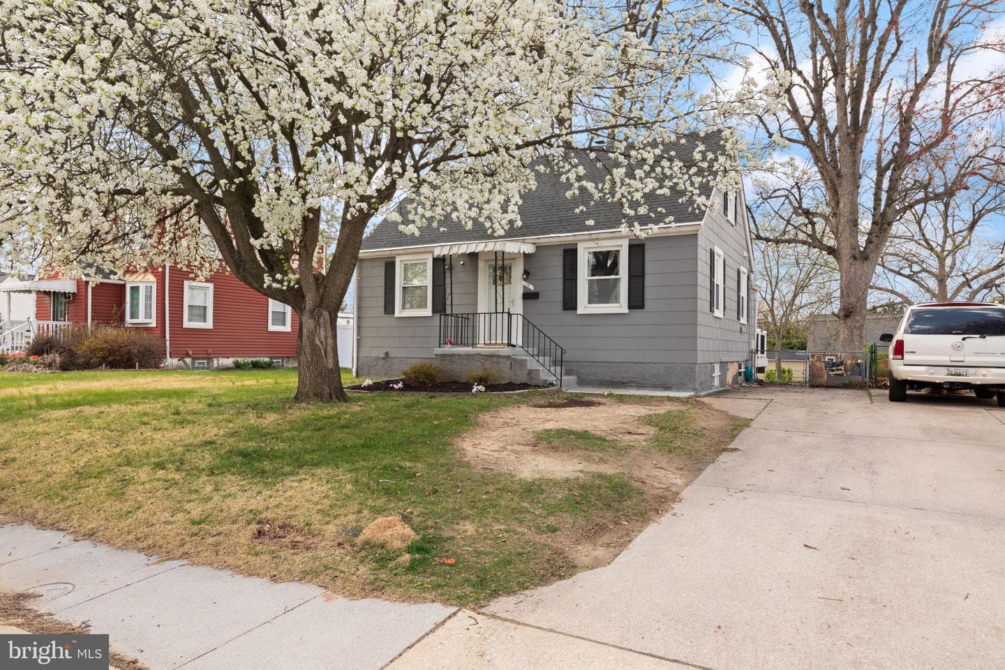 12 Elinor Avenue