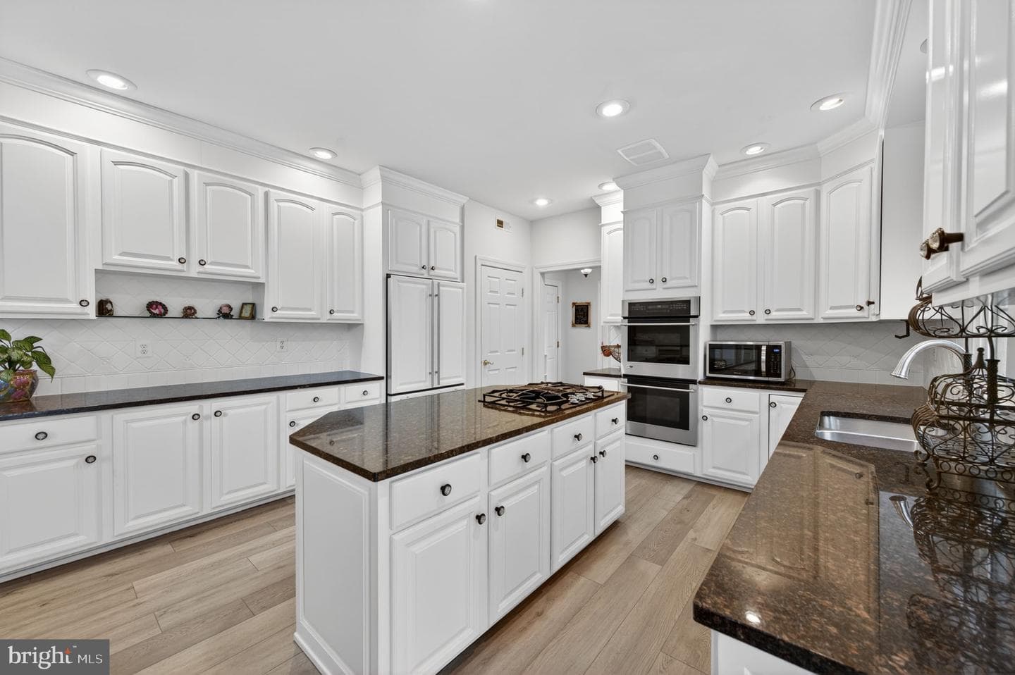 23 Eastport Court photo 15