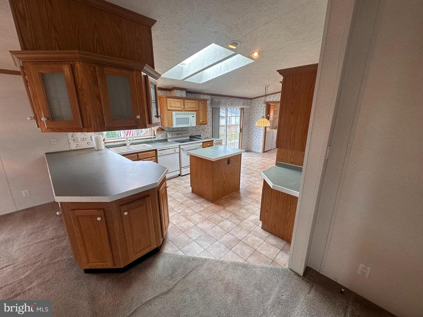 3203 Honeysuckle Lane photo 16