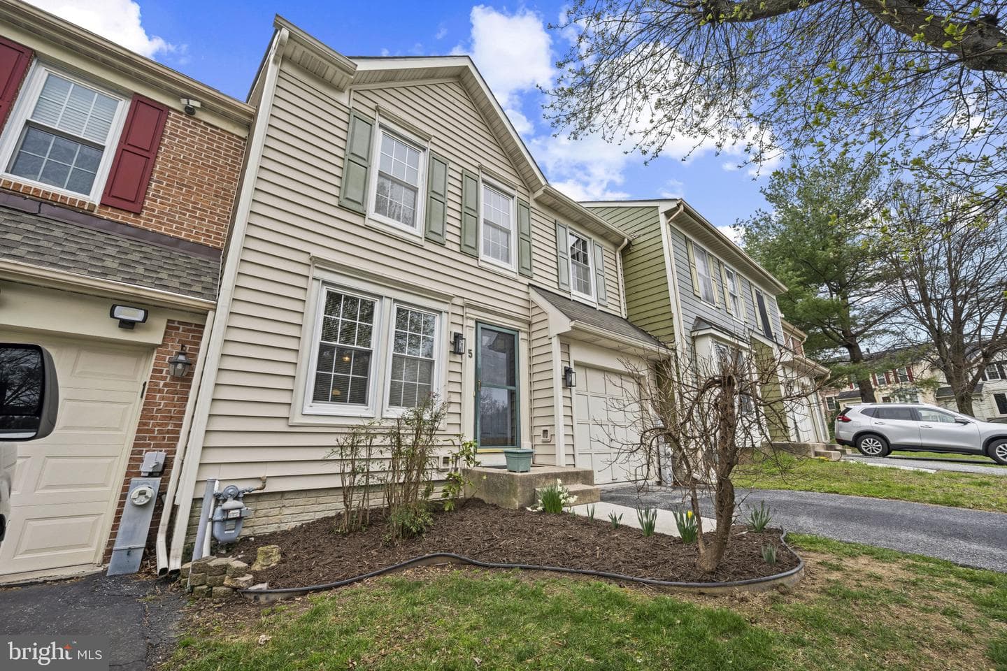 5 Wincrest Court photo 2