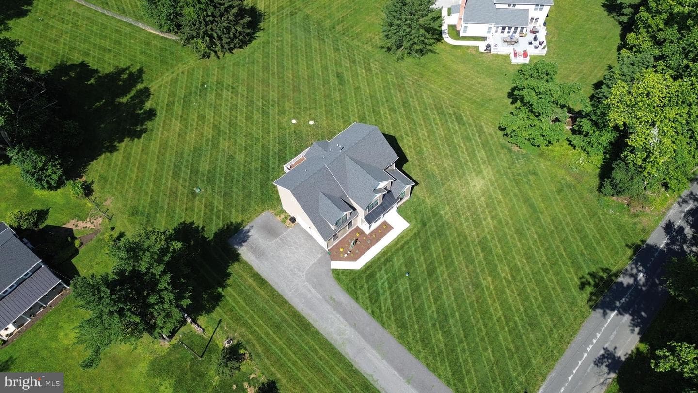 1311 Corbett Road photo 46
