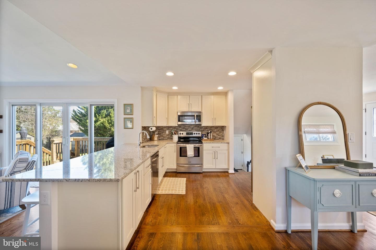 6 Pickett Road photo 13