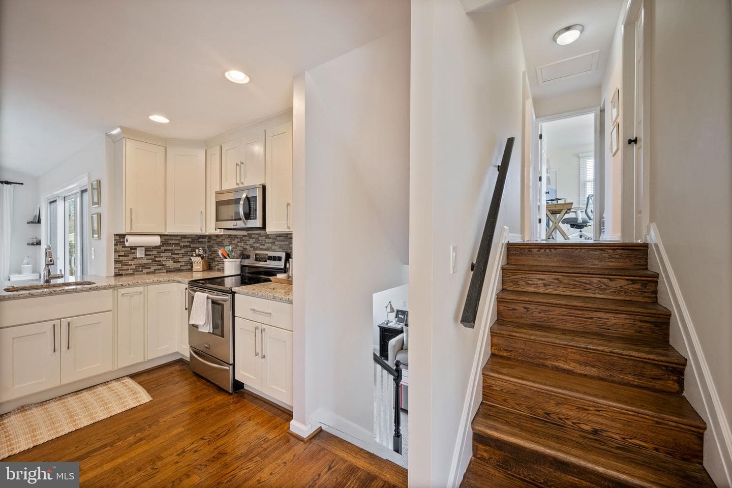 6 Pickett Road photo 26