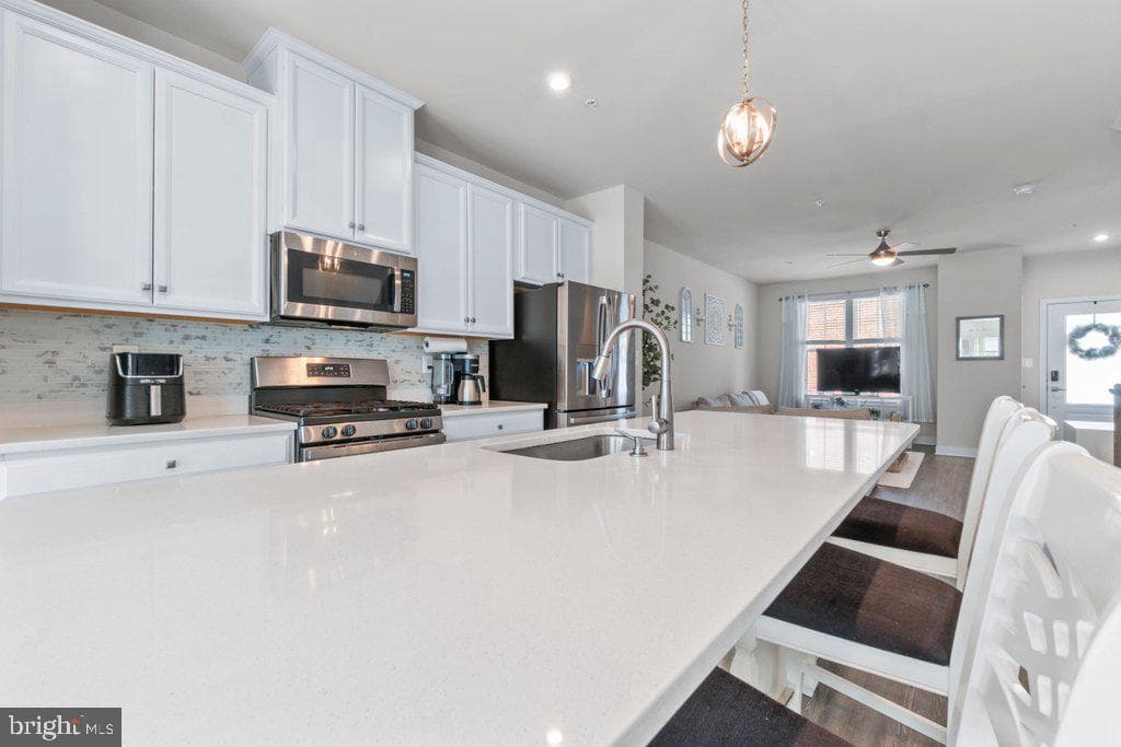 6247 Islington Street photo 14
