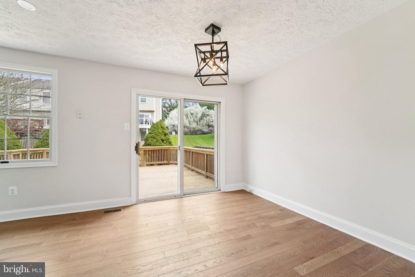 8727 Silver Hall Road photo 6