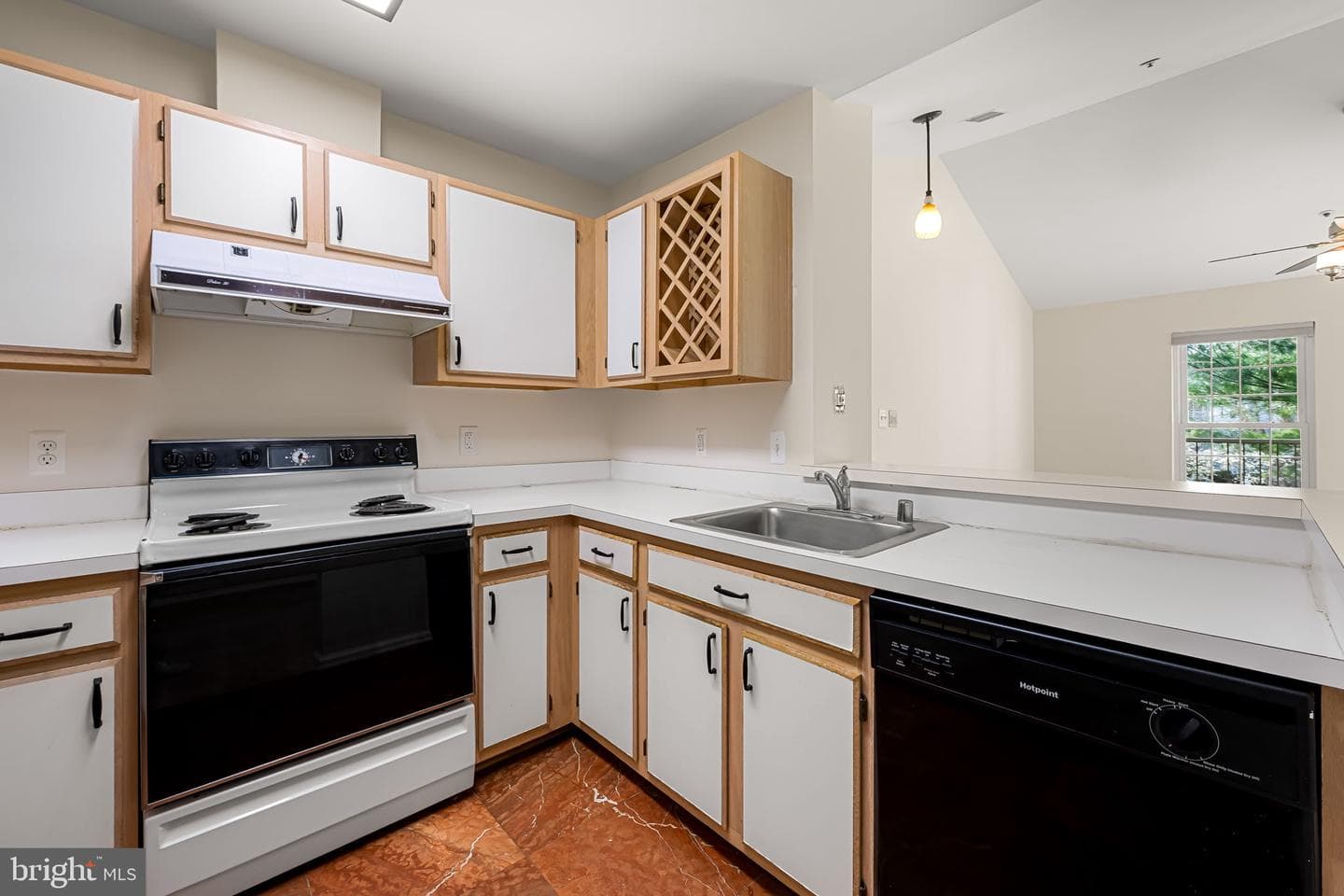 4402 Silverbrook Lane #d302 photo 7