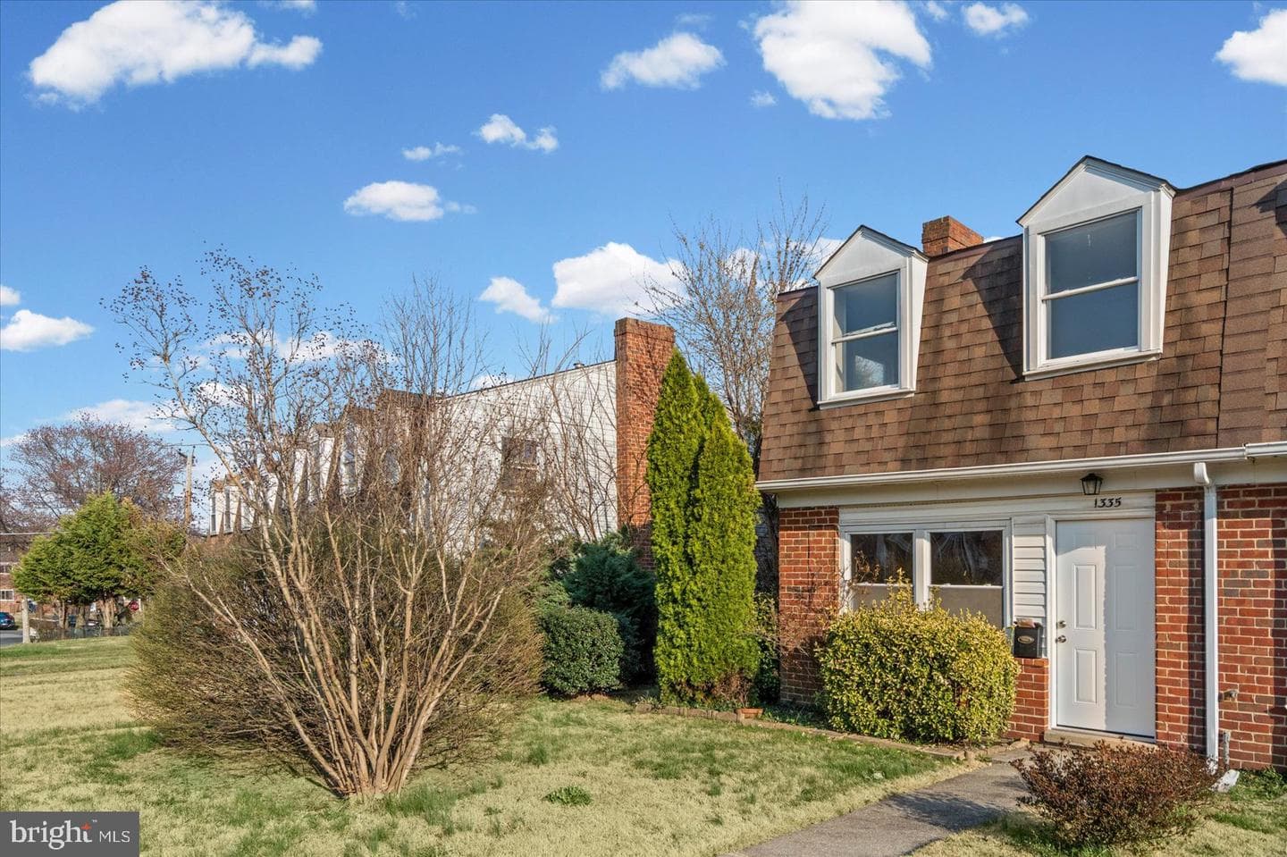 1335 Mantle Street photo 4