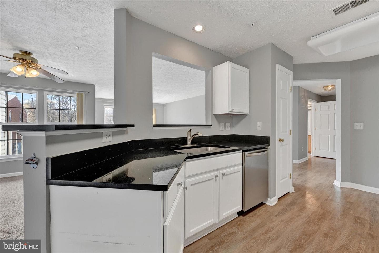 5047 Marchwood Court #6h photo 9