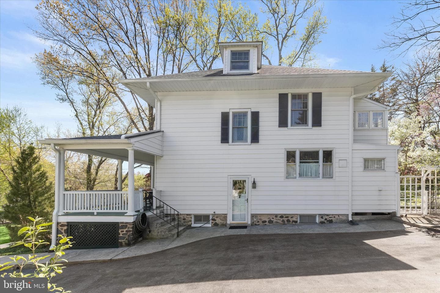 2216 Westchester Avenue photo 54