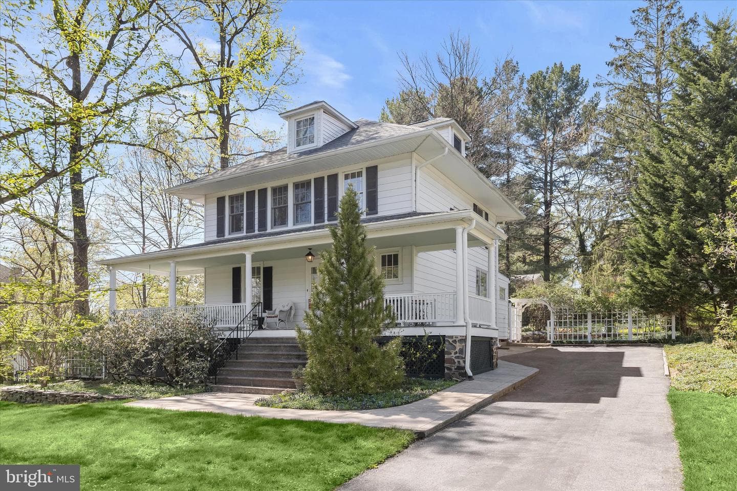 2216 Westchester Avenue photo 55