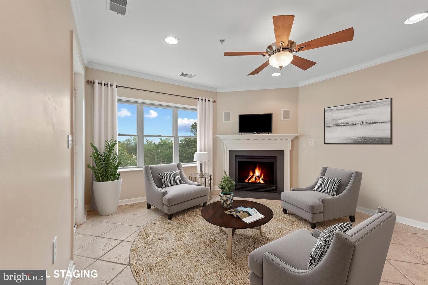 12240 Roundwood Road #704 photo 7