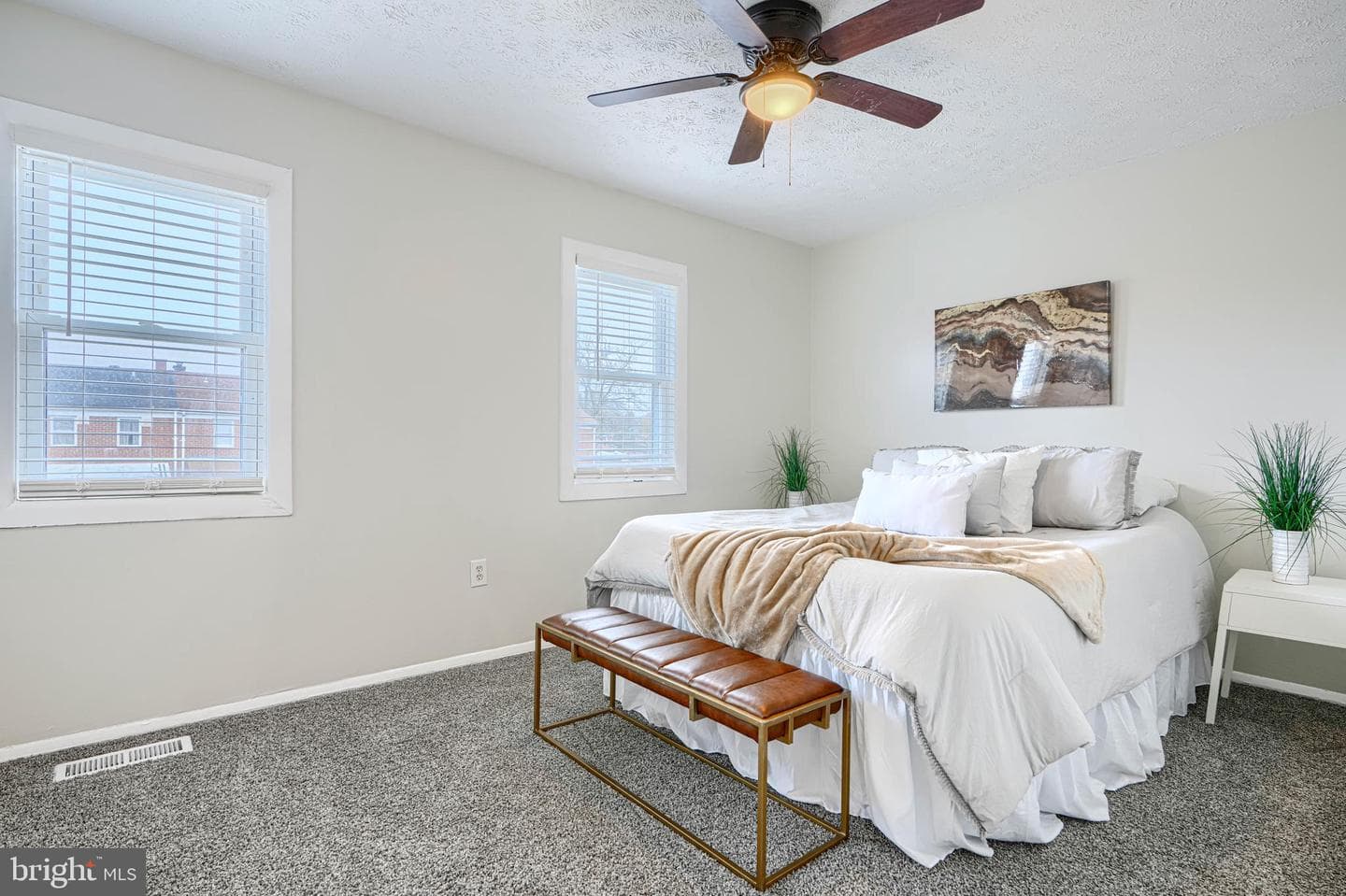 774 Seawall photo 16