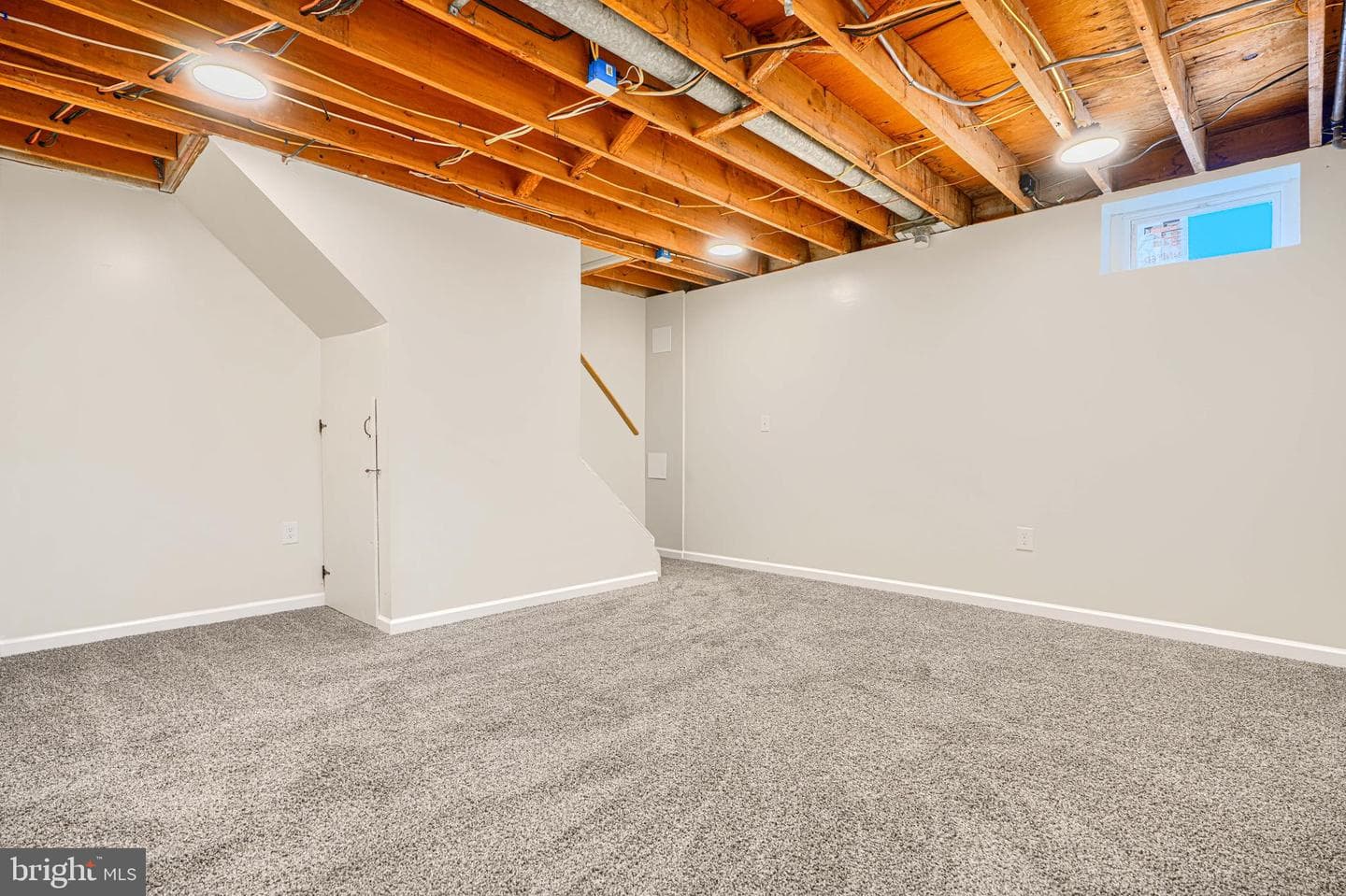 774 Seawall photo 31